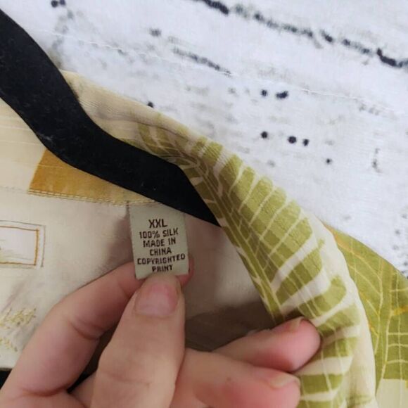 Tommy Bahama Mens 100% Silk Tropical Short Sleeve Hawaiian Shirt Size 2XL - Picture 10 of 11